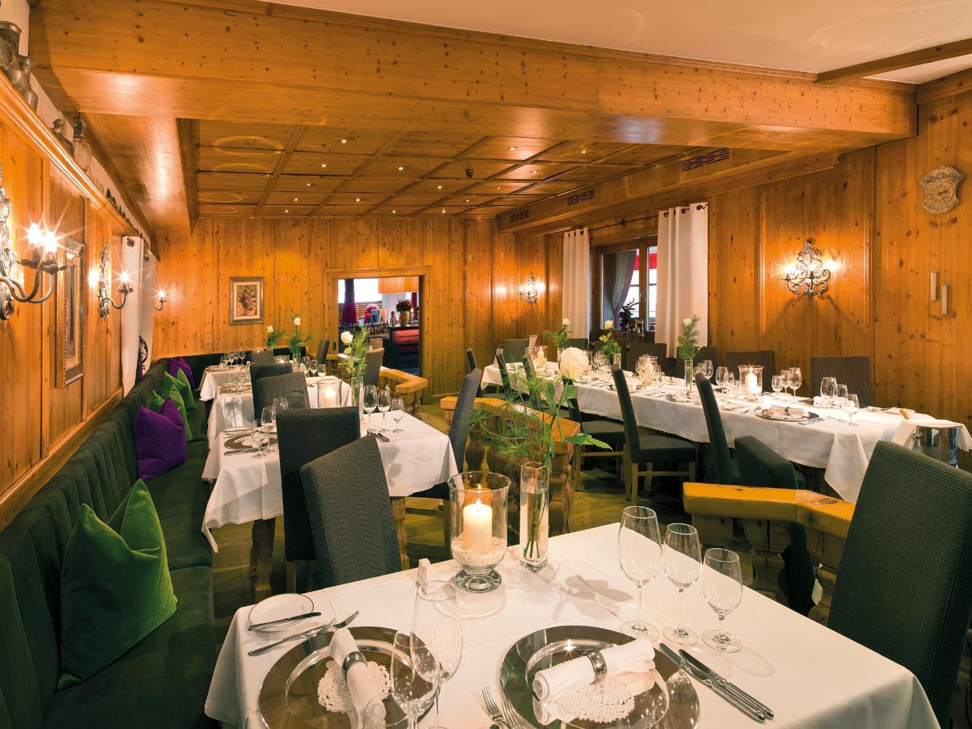 Hotel Zinnkrugl アルペンドルフ エクステリア 写真